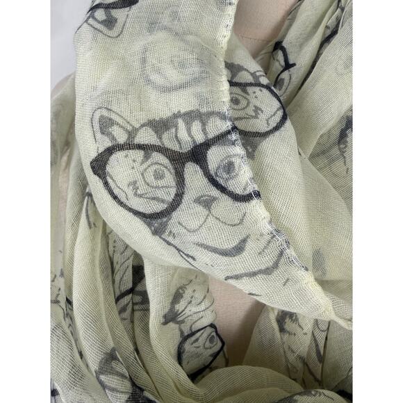 Lightweight Scarf Cat with‎ Glasses Neutral Comedy Funny Graphic - Picture 3 of 4